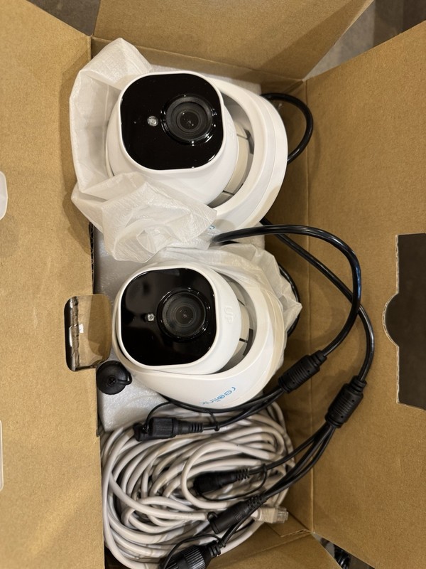 Reolink 2-pack D5K 10MB PoE SecurityAdd-on Camera gallery