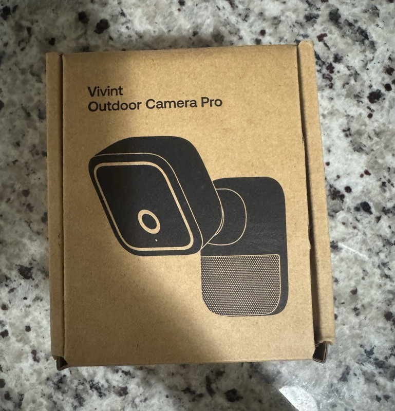 Vivint Outdoor Camera Pro Outdoor Weatherproof Wireless Wi-Fi IP Camera Black