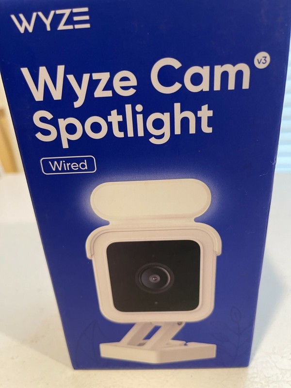 WYZE WIRED WYZE CAM SPOTLIGHT WIRED CAMERA #WYZEC3SLL OUTDOOR SECURITY-NEW gallery