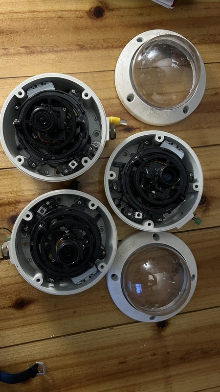 Vicon v920d-n311 dome security camera indoor / outdoor check photos FOR PARTS