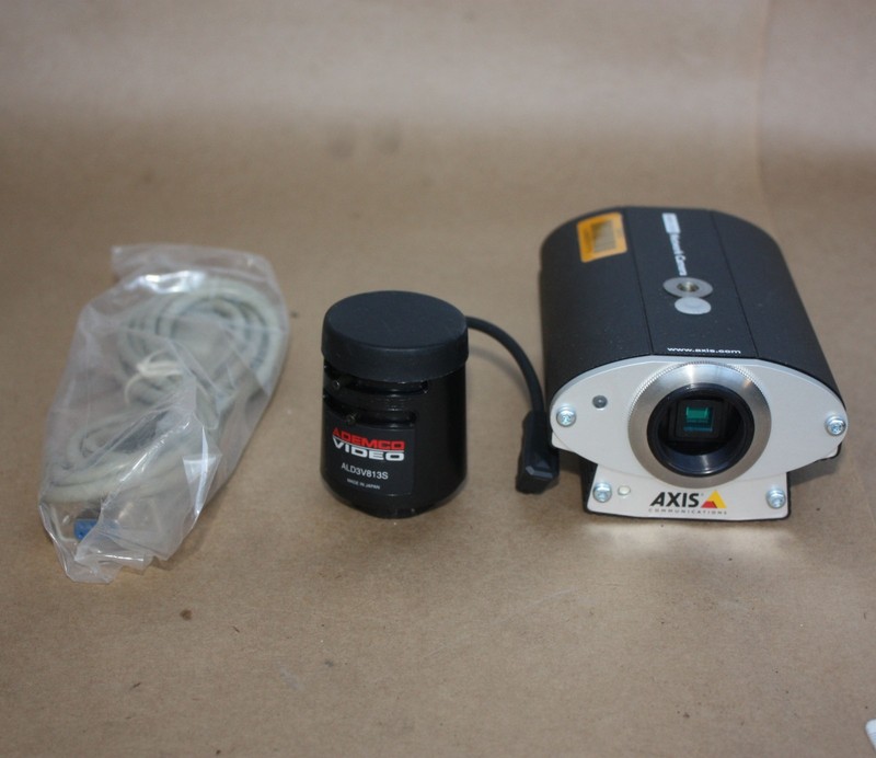 AXIS 2420 PAL 0127-001-01 ADEMCO VIDEO ALD3V813S Surveillance Camera & Lens NEW