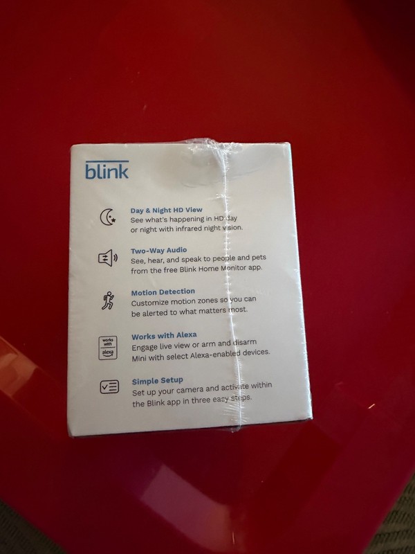 Blink BCM00300UB Mini Indoor 1080p Wi-Fi Security Camera - Black gallery