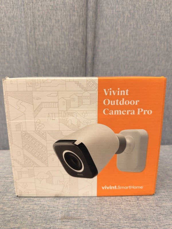 New Vivint Outdoor Camera Pro Bullet Security Camera VS-ODC300-WHT