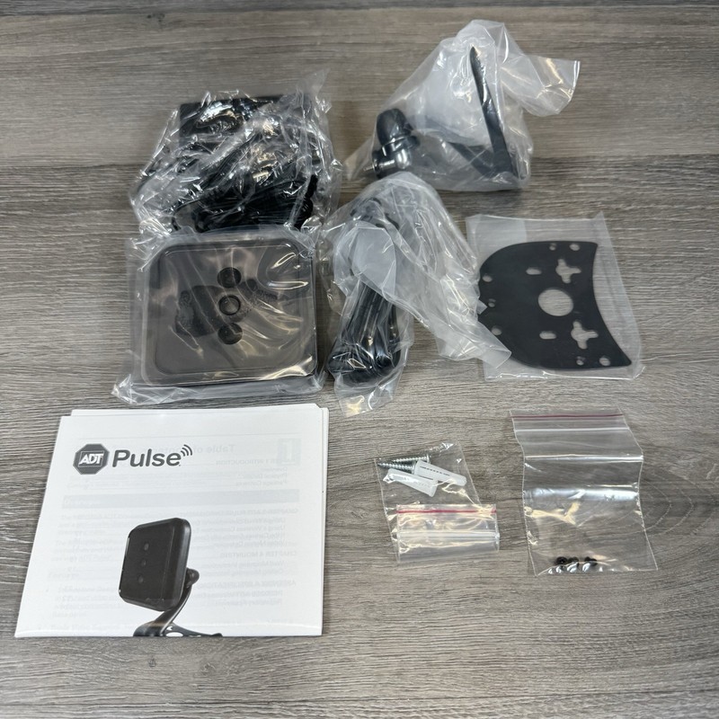 ADT Pulse Wireless Day Night Indoor Network Camera RC8025B-ADT gallery