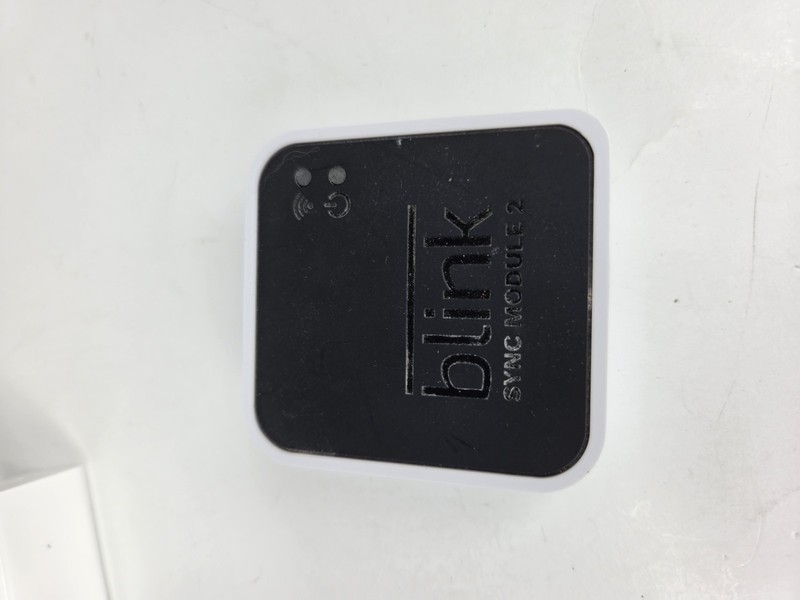 Blink Security System 4 Outdoor Security Camera Battery Powered + 2 Indoor Cams gallery