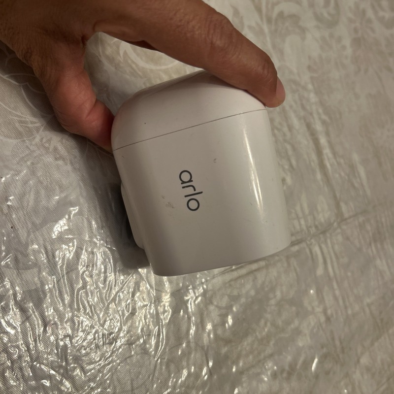 Arlo VMC2030 Essential Spotlight Security Camera White Wireless Night Vision gallery