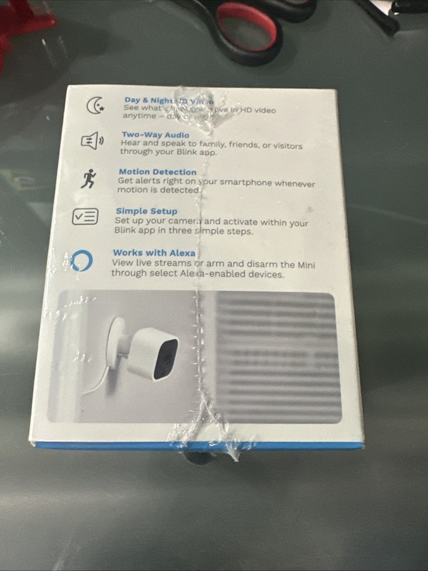 Blink BCM00300U Mini Indoor Plug-in Smart Surveillance Camera - New & Sealed gallery