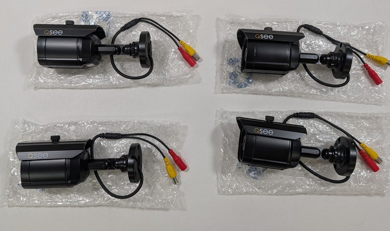 Lot Of 4 Q-See QM9901B 1000TVL Indoor / Outdoor Bullet Color Cameras