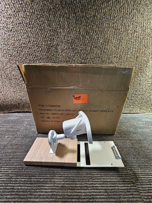 Lorex FL301A-DBW-AA1 Static Dummy Display Outdoor Security, White