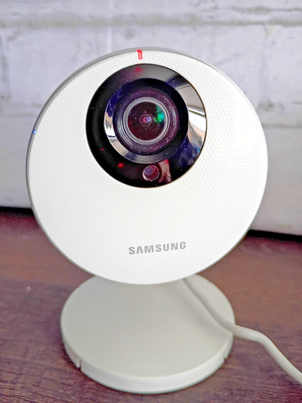 (S) SAMSUNG SMARTCAM WiFi Security Camera SNH-P6412BN.