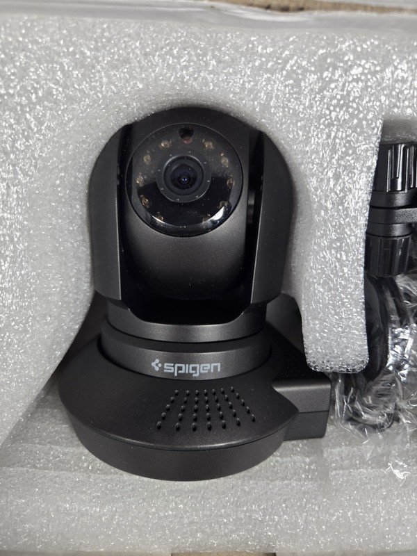 NEW Spigen Pan And Tilt Surveillance Camera - E300W Real Time Box gallery