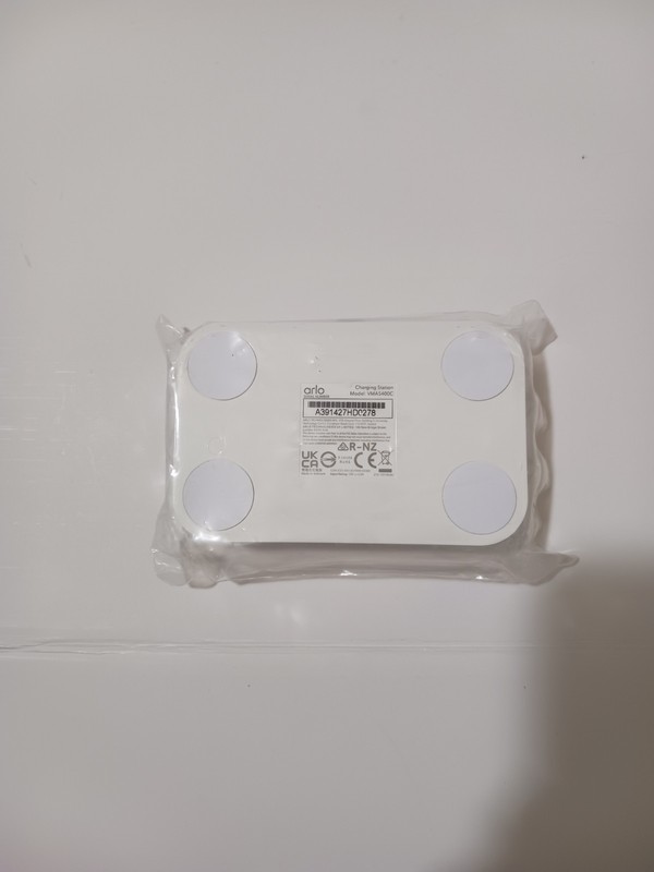 Arlo VMA5400C Accessory Dual Charging Station (No Cord Included) gallery
