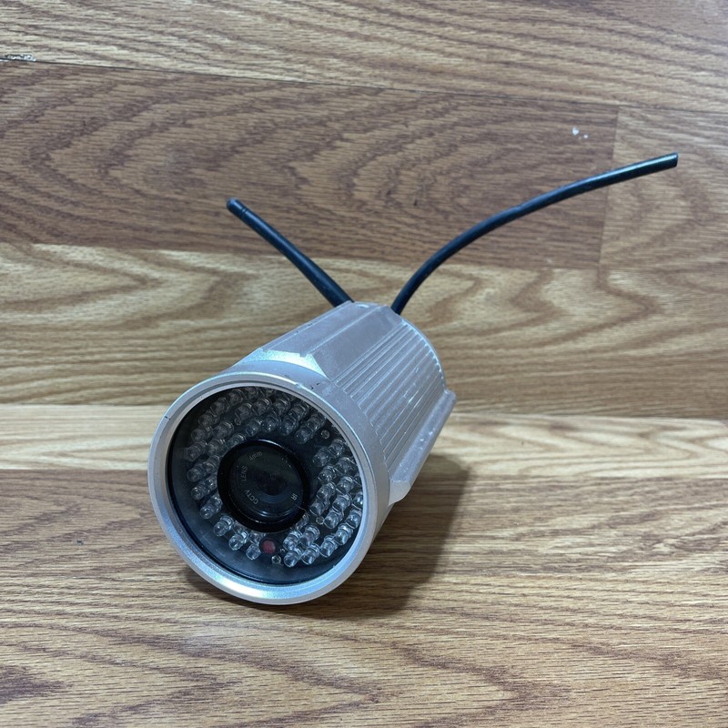 Foscam FI8905W Outdoor Wireless IP Camera (Silver) For Parts Condition