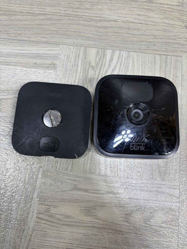 Blink Outdoor (3rd Gen) Security Add-On Camera BCM00400U Tested Camera Only