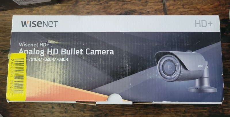 New Hanwha Techwin Wisenet HCO-7010R 4MP Outdoor Bullet Camera 2.8 mm Fixed