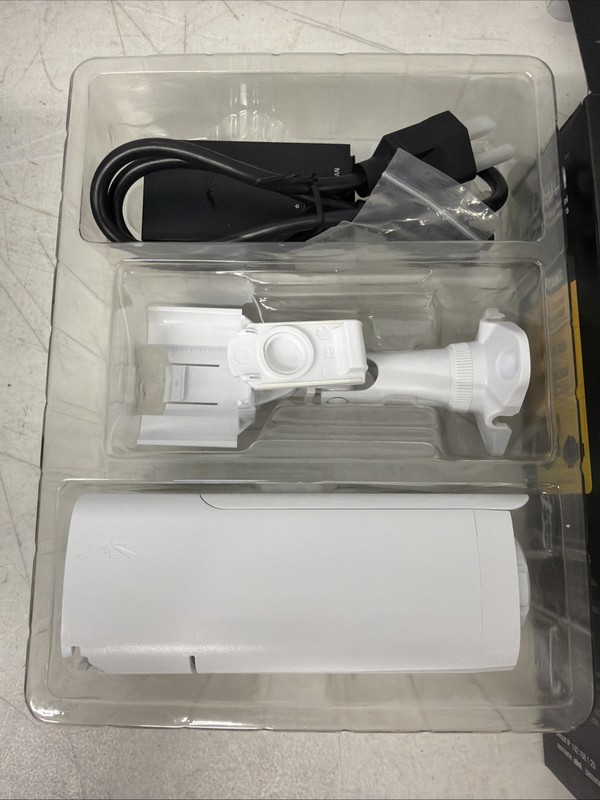Ubiquiti AirCam Advanced H.264 Megapixel Camera OPEN BOX - USED gallery