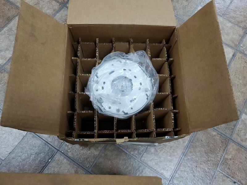 AXIS P3225-V MKII Network Camera gallery
