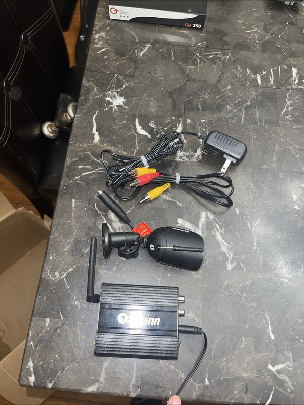 SWANN SPEED RADAR DETECTOR WITH CAMERA MODEL: N3960 gallery