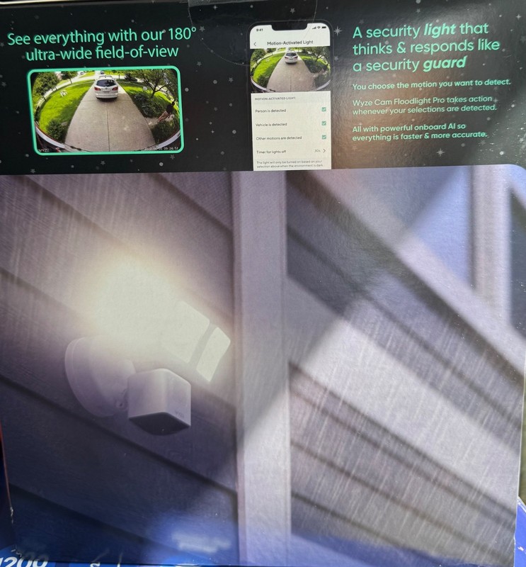 Wyze Cam Floodlight Pro & Wyze Cam V4 Brand New Combo Outdoor 3000 Lumen 2.5K HD gallery