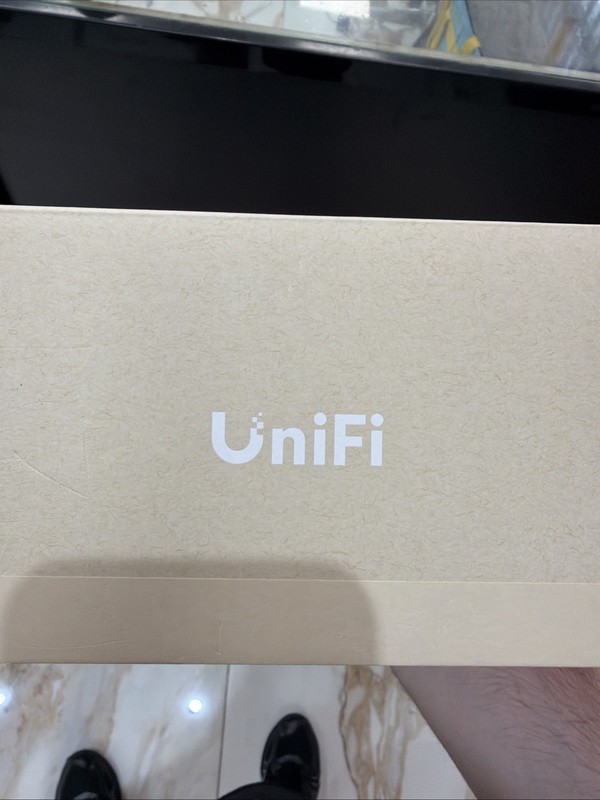 Ubiquiti UniFi G6 Pro Bullet Camera - Black (UVC-G6-Pro-Bullet-B) gallery