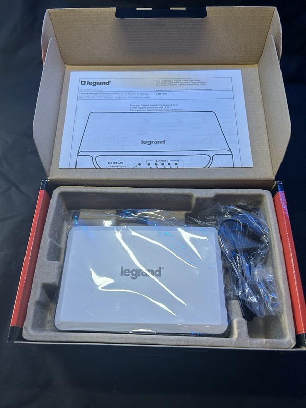 Legrand On-Q DA1015V1 5 Port Gigabit Desktop Ethernet Switch NEW gallery