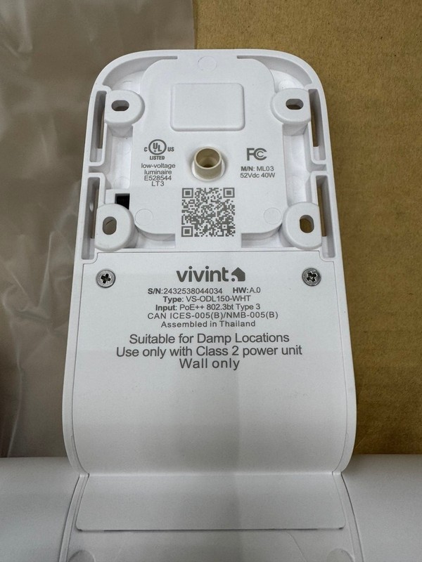 Vivint Spotlight Pro VS-ODL150-WHT for Outdoor Camera Pro Gen 3 New Fast Shippin gallery