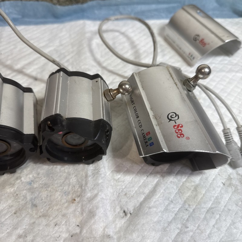 Q-See QD28414W & 2x QD28414Day Night Color Security Camera gallery