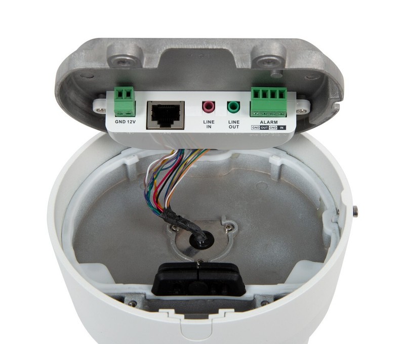 Luma Surveillance 710 8MP Turret IP Camera/Heater WHITE LUM-710-TUR-IPH-WH *New* gallery