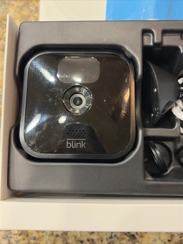 Blink Outdoor Camera Battery Powered Security 1 Camera System gallery