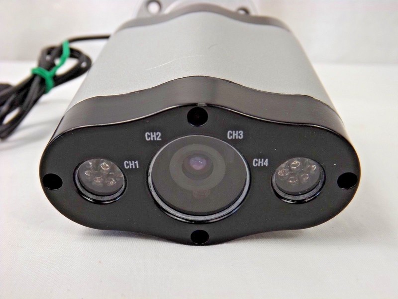 Clover CW5700 2.4 GHz Wireless Video Monitoring Systems with 4-Channel Switcher gallery
