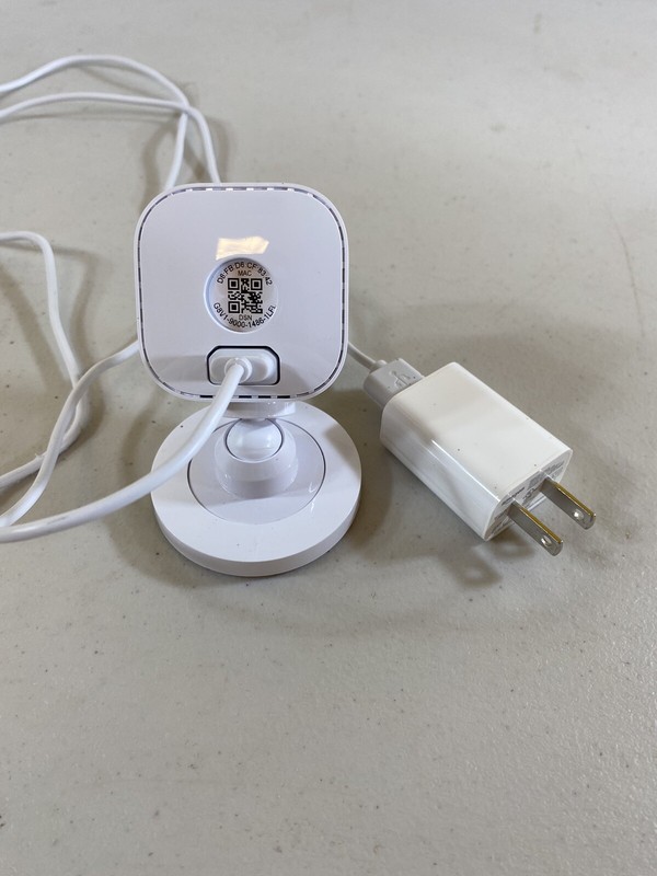Blink R11 plug in security camera wifi video smart amazon mini HD 10B51 gallery