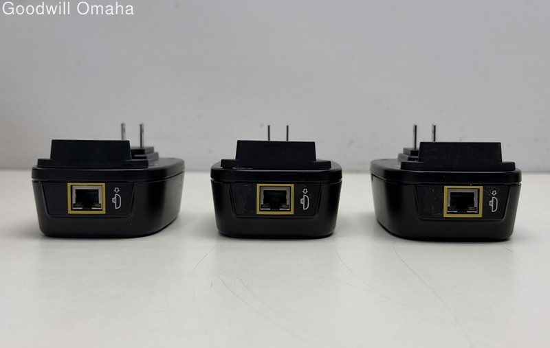 Lot of 7 Logitech Alert LA700i Security Camera POE Power Supply READ DESCRIP!!! gallery