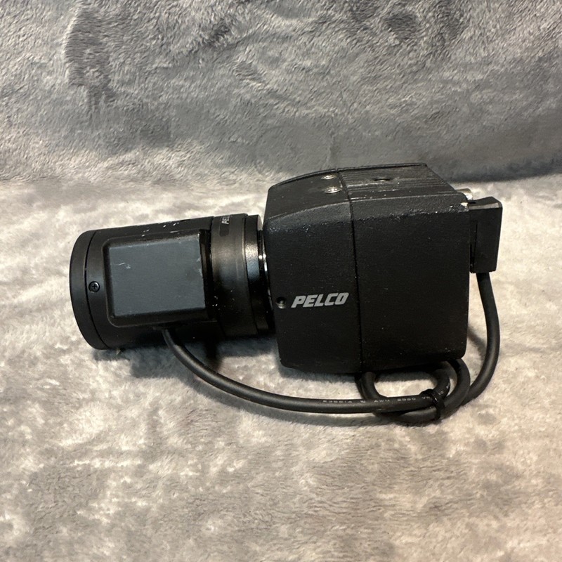 PELCO SECURITY CAMERA CCC1380H-6 WITH F1.6/5.0-50MM LENS