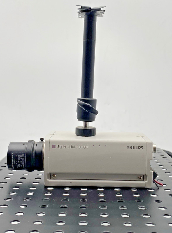 Philips LTC 0450/20 Security CCD Color High Resolution Camera W/ LENS – TESTED