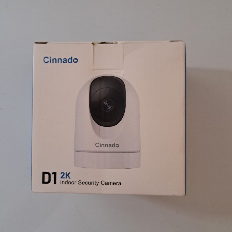 Cinnado D1 2K Indoor Security Camera Lightiy Used