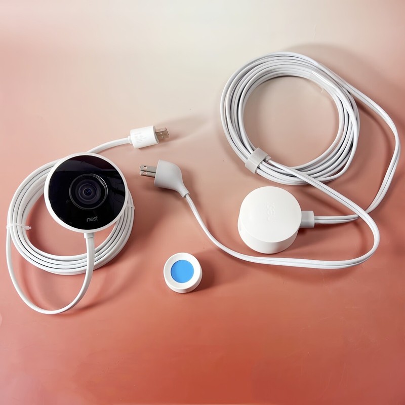 Google Nest Outdoor Security Wi-Fi Wired Cam 1080P NC2100ES With Adapter Magnet