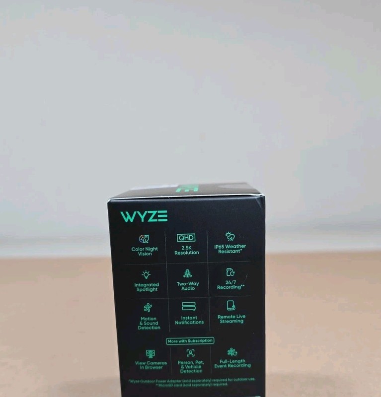 Wyze Cam v4 2.5K QHD Indoor/Outdoor WiFi Smart Security Camera Wired White New gallery
