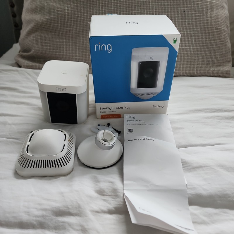 Ring Spotlight Cam Plus Outdoor Wireless Camera White Missing Battery /Charger