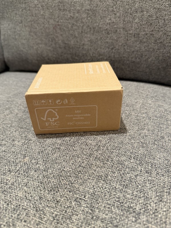 Samsung Slim Fit Camera VG-STCBU2K/ZA - Black (2022) gallery