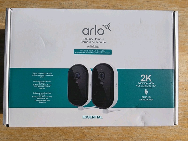 Arlo Essential 2K Security Camera 2-Pack Wired Plug-In Outdoor Indoor White