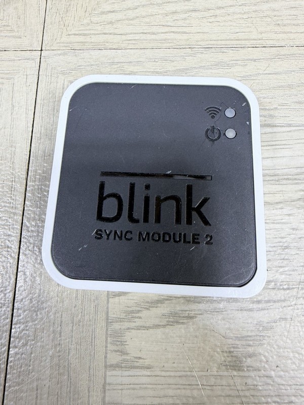 Blink Sync Module 2 For Smart Security Camera System w/ Charger BSM00300U Tested gallery