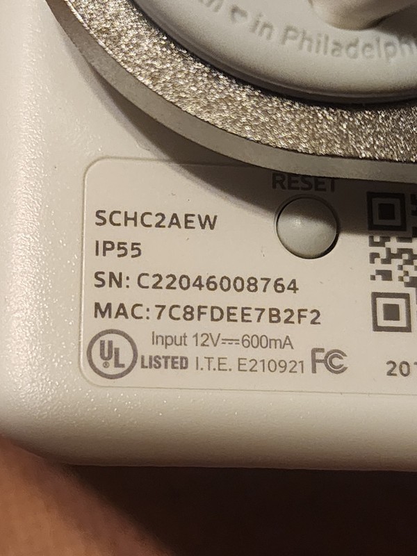 Xfinity XCAM2 HD Indoor Outdoor Security Camera XW4 SCHC2AEW, w/SCHX4AEW AC gallery