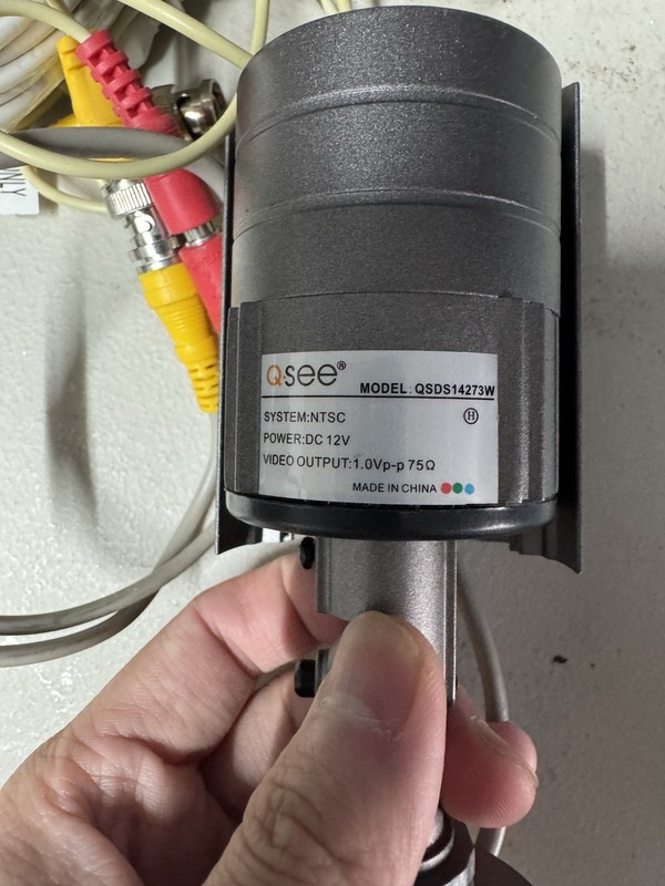 Q See Day & Night Color Security Camera QSDS14273W gallery