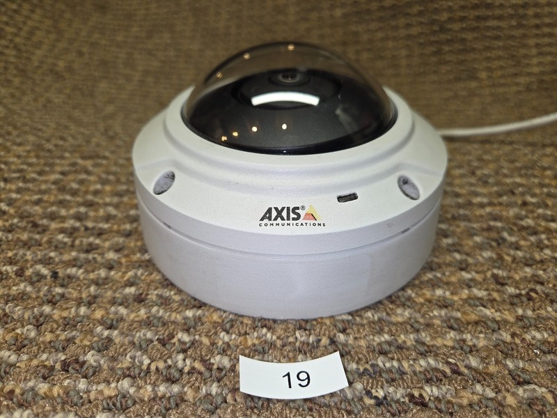 Axis M3027-PVE Panoramic Security Camera POE(19) gallery