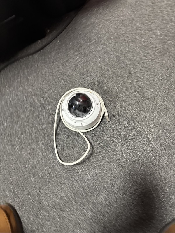 Axis M3024-lVE Indoor/Outdoor Network Security Camera - Tested & Working gallery