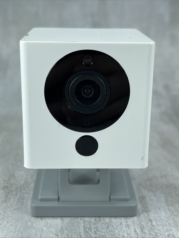 Wyze Cam V2 HD Indoor Wireless Smart Camera (WYZEC2) gallery