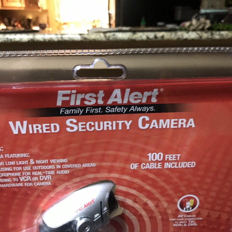 First Alert Full Color Camera Night Vision Security Model P521 100ft Cable Wired gallery