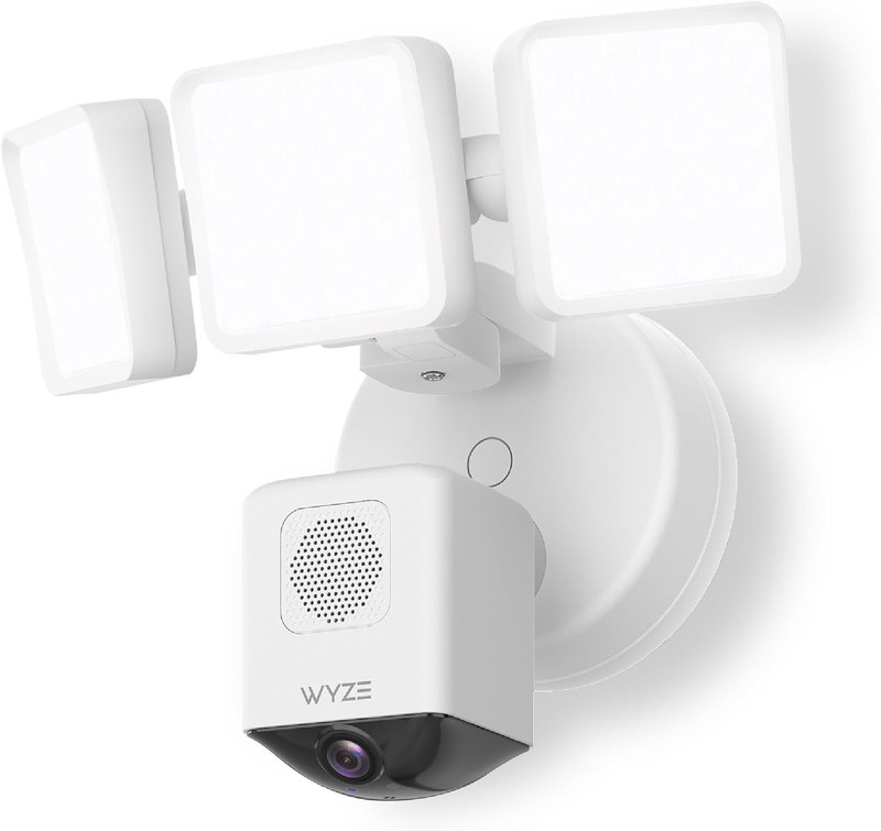 Pro Floodlight Camera – 3000-Lumen, 2.5K HD, Night Vision, Alexa & Google Compat