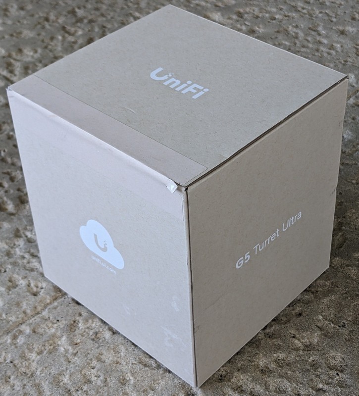 NEW Ubiquiti UniFi G5 Turret Ultra PoE Security Camera White 2K HD Night Vision gallery