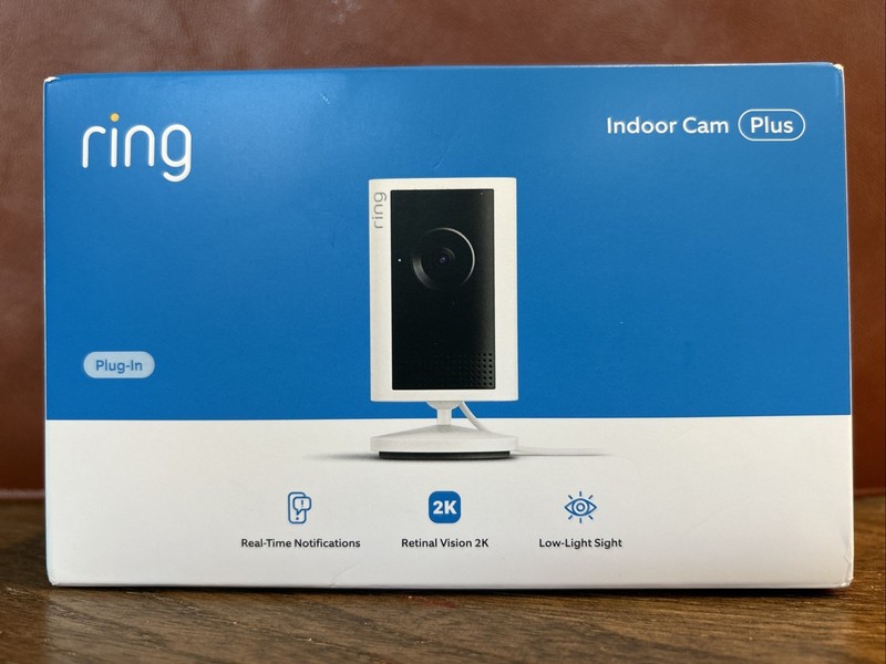Ring Indoor Cam Plus 2k Plug-in Camera Low-light Sight 4x Zoom NIB (White)